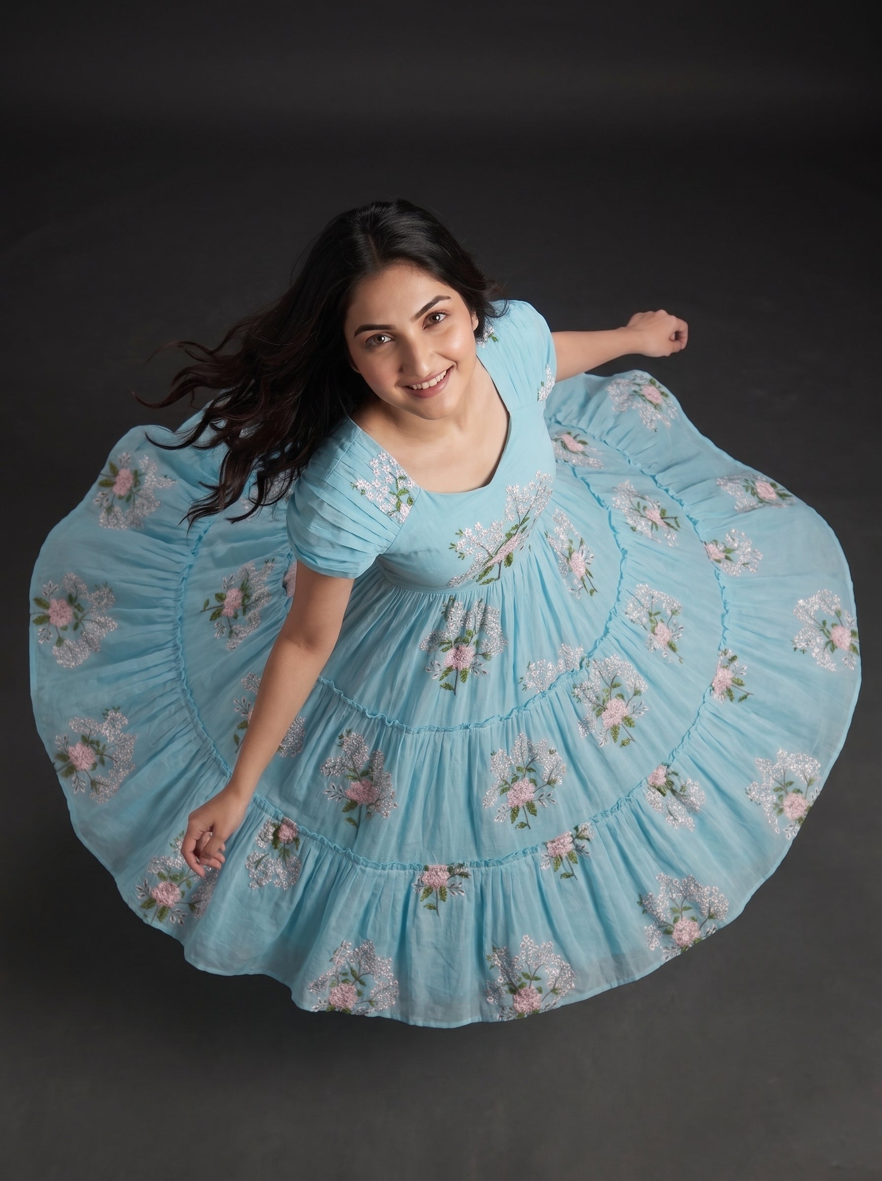 TIERED MIDI DRESS KAMALA - SKY BLUE