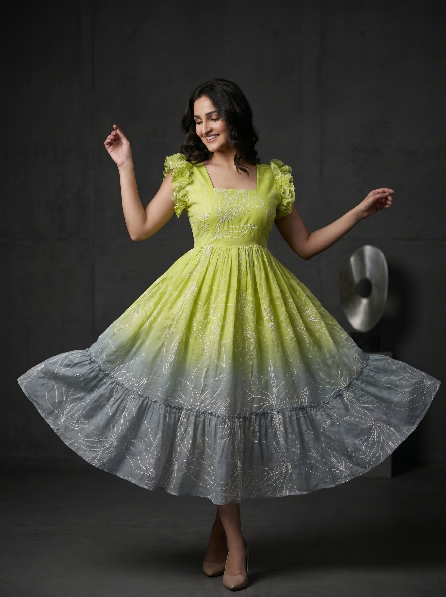Tiered Midi Dress Rangini - Ombré green and ash