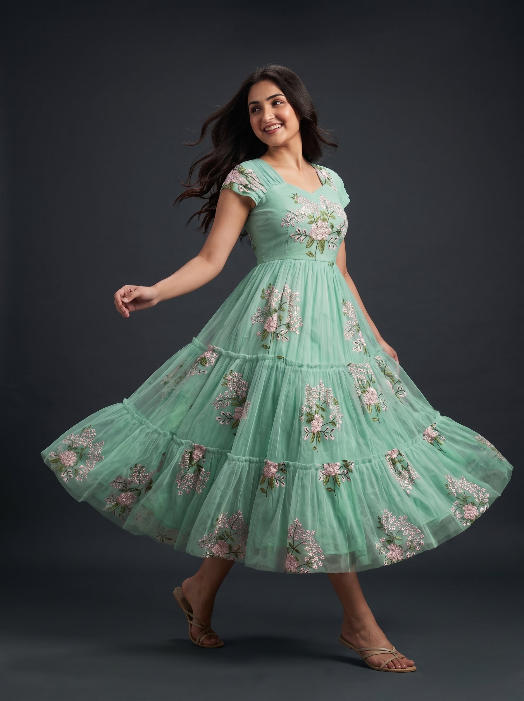 TIERED MIDI DRESS KAMALA - MINT GREEN