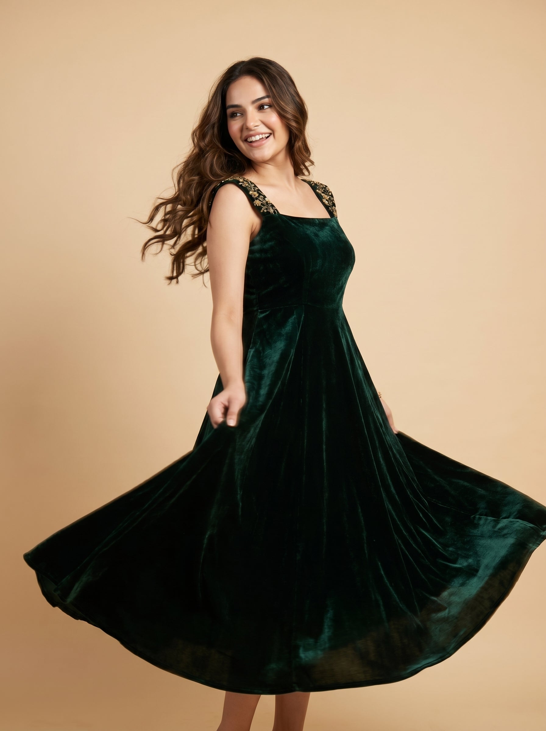 Velvet Midi Dress Rani - Emerald Green